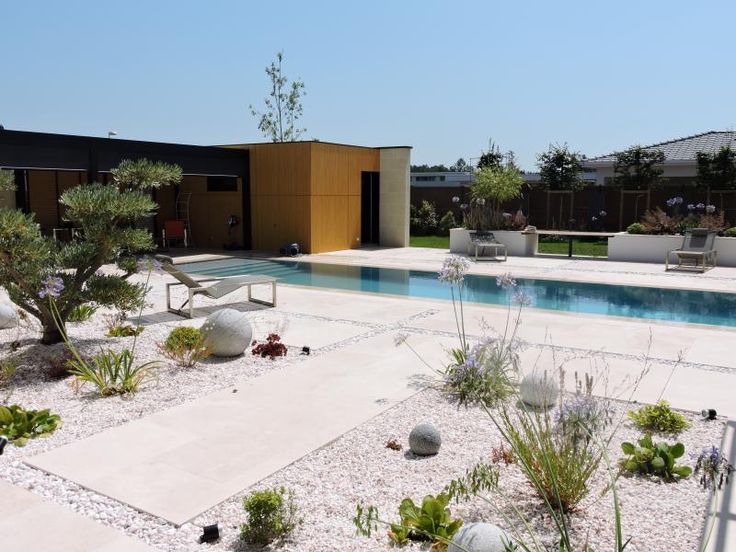 Piscine miroir