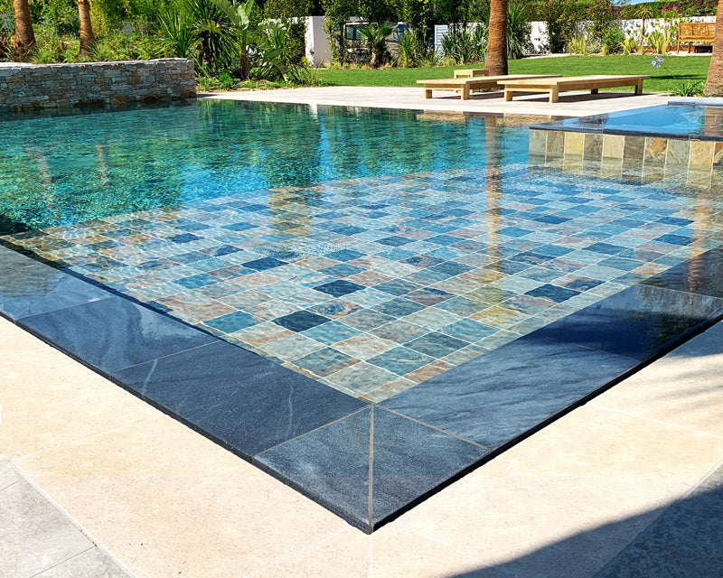 Piscine miroir