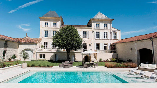 Rénover sa piscine en 2025 : Budget, solutions modernes et rénovation clé en main